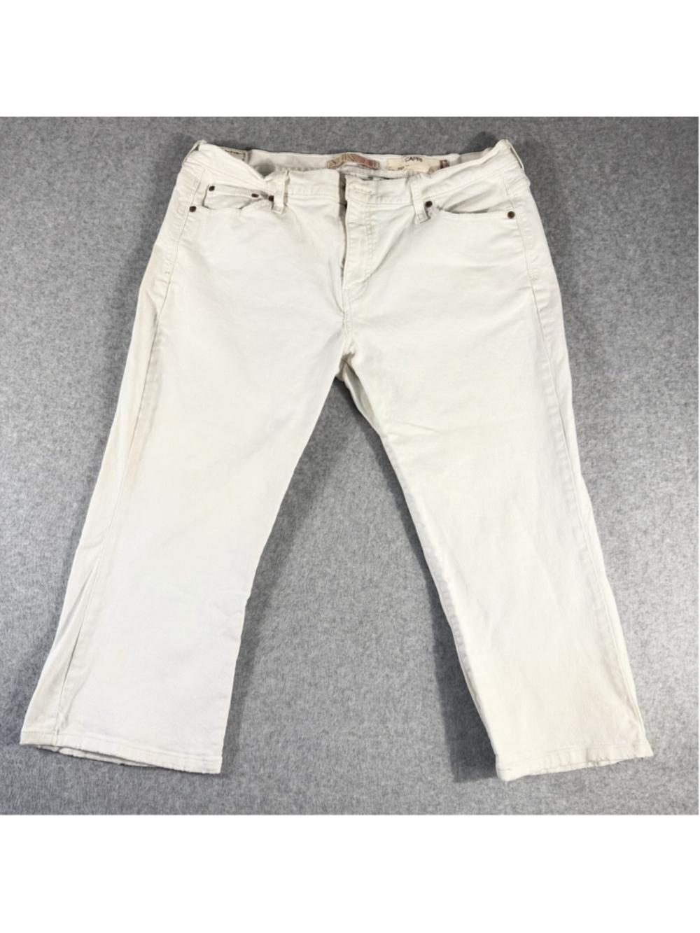 Levis 515 Capri Jeans Womens Size 16 White Stretch Denim Mid Rise Cropped Pants